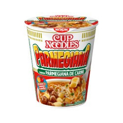 MACARRÃO INSTANTÂNEO PARMEGIANA DE CARNE CUP NOODLES COPO 68G