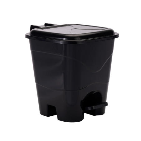 LIXEIRA 7 LTS C/ PEDAL PRETA REF.158 FORMPLAST