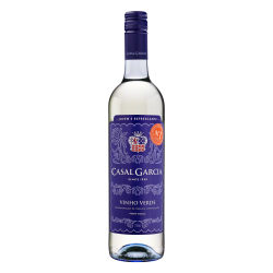 VINHO PORTUGUÊS BRANCO MEIO SECO CASAL GARCIA AZAL LOUREIRO TRAJADURA VINHO VERDE GARRAFA 750ML